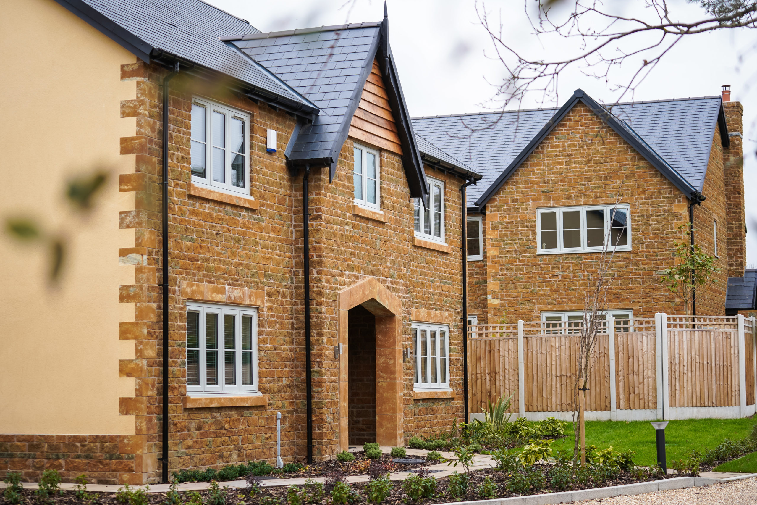 Tradeglaze Expands Product Range With Resurgence Flush Sash Production