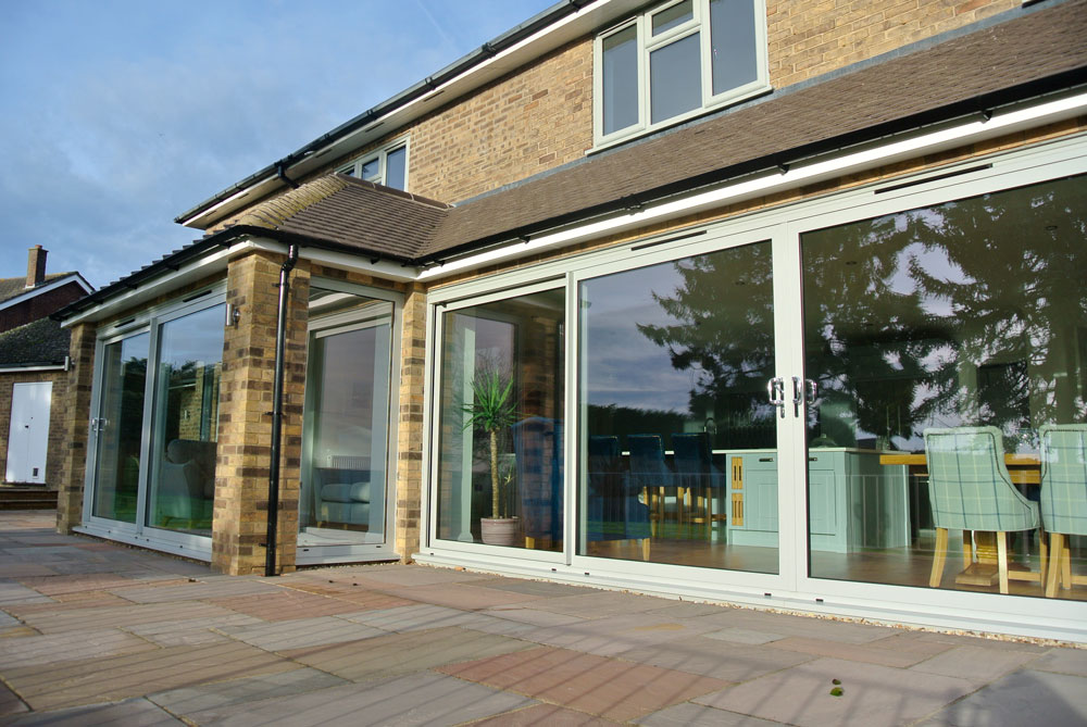 Tradeglaze transform property with aluminium sliding doors and complete glazing overhaul