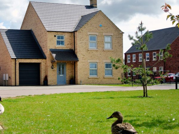 Tradeglaze collaborates with Wilcox Homes for second phase of Homestead Fields, helping enhance village life and community