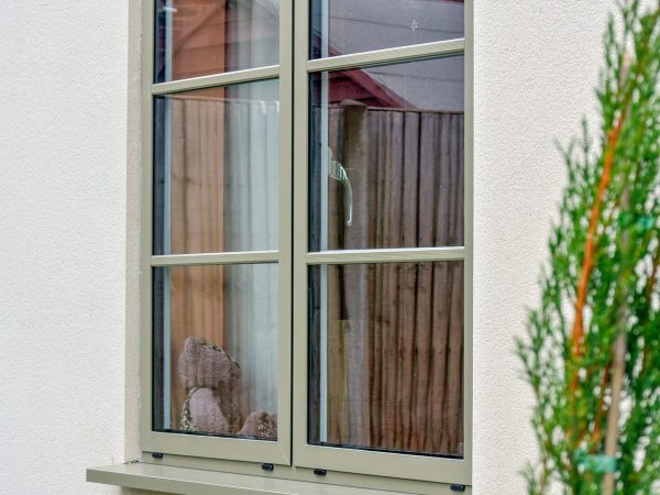 Architect chooses Tradeglaze for Nottinghamshire self-build home